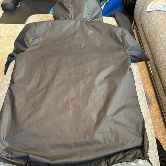 adidas Women's Essentials Linear Windbreaker - Picture 13 of 13